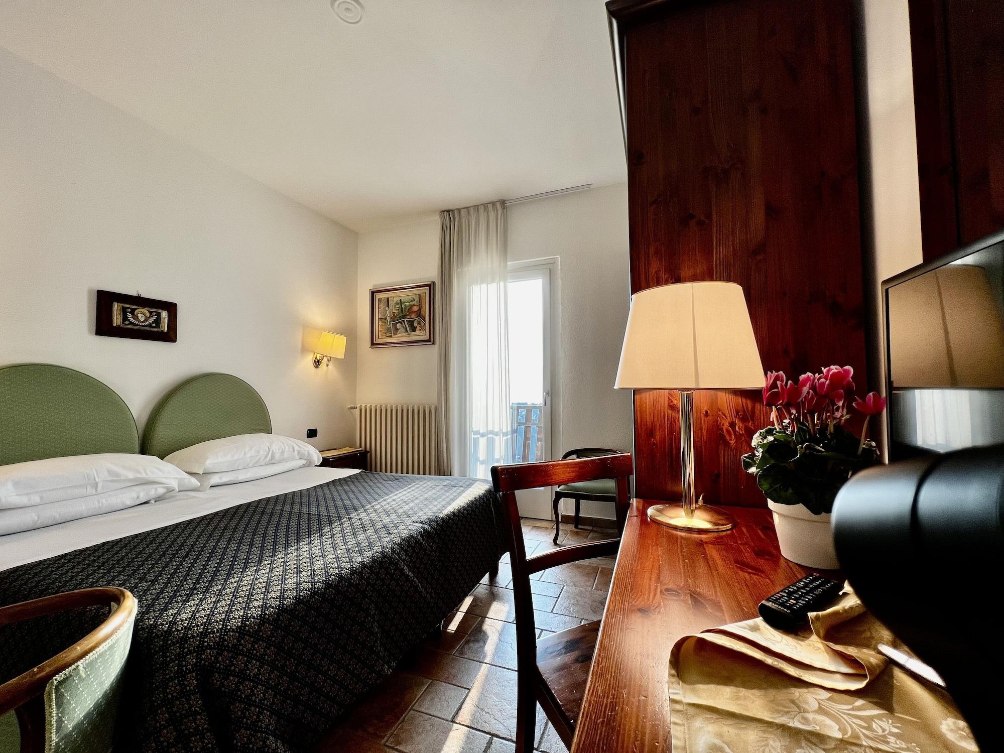 Hotel Aurora Castione della Presolana Zewnętrze zdjęcie